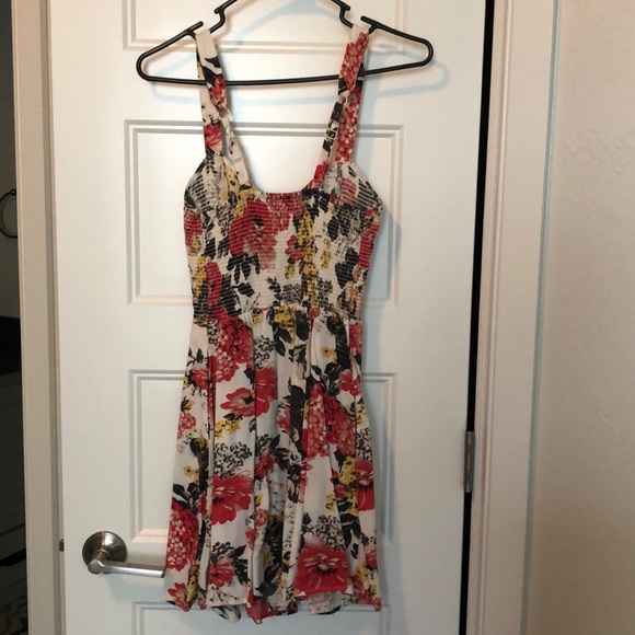 Floral mini dress - Picture 2 of 2